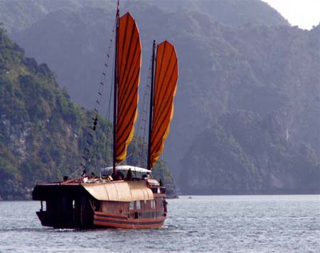 Travel105